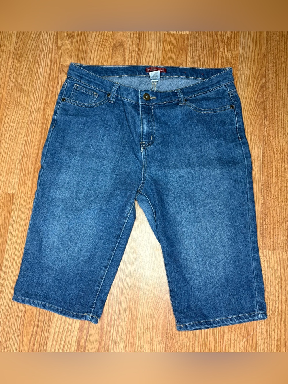 Women's Relaxed Blue Denim Shorts - Casual Comfort